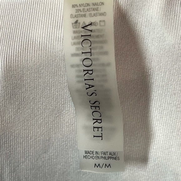 VICTORIA’S SECRET TEAL HIGH WAIST BIKINI SIZE 36B/M - Picture 10 of 11